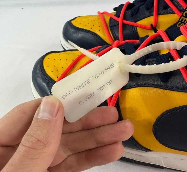 Nike Dunk Low Off-white University Gold 2019