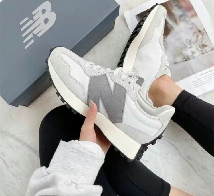 Newbalance 327 Nimbus Cloud Sneakers