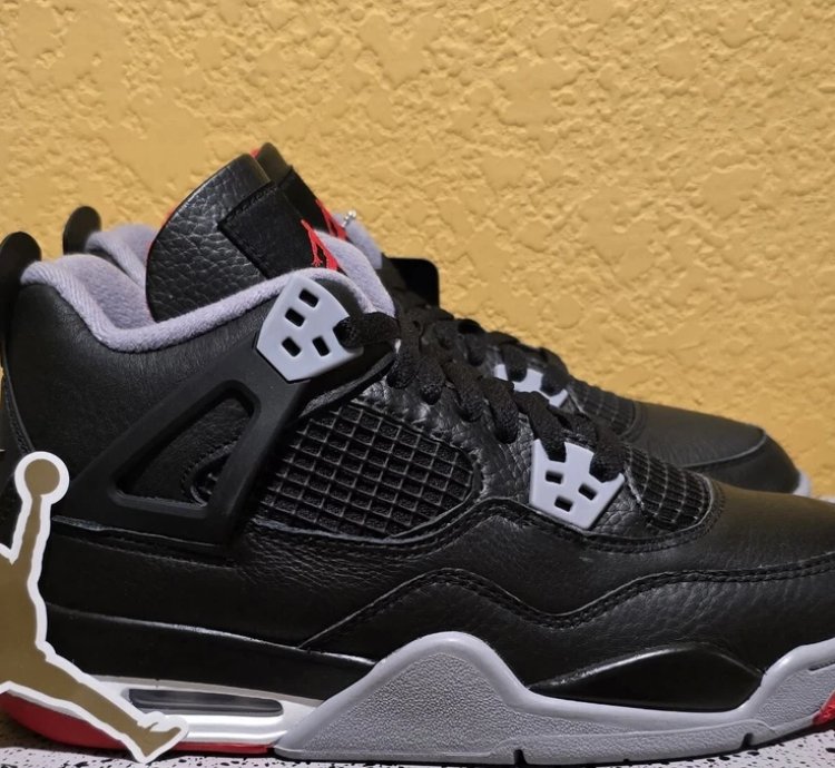Air Jordan 4 Retro Bred
