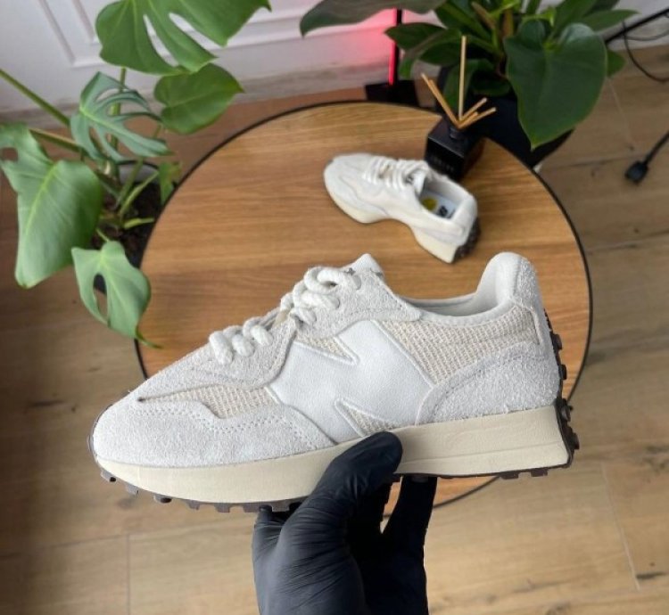 Newbalance 327 Sea Salt Linen Sneakers