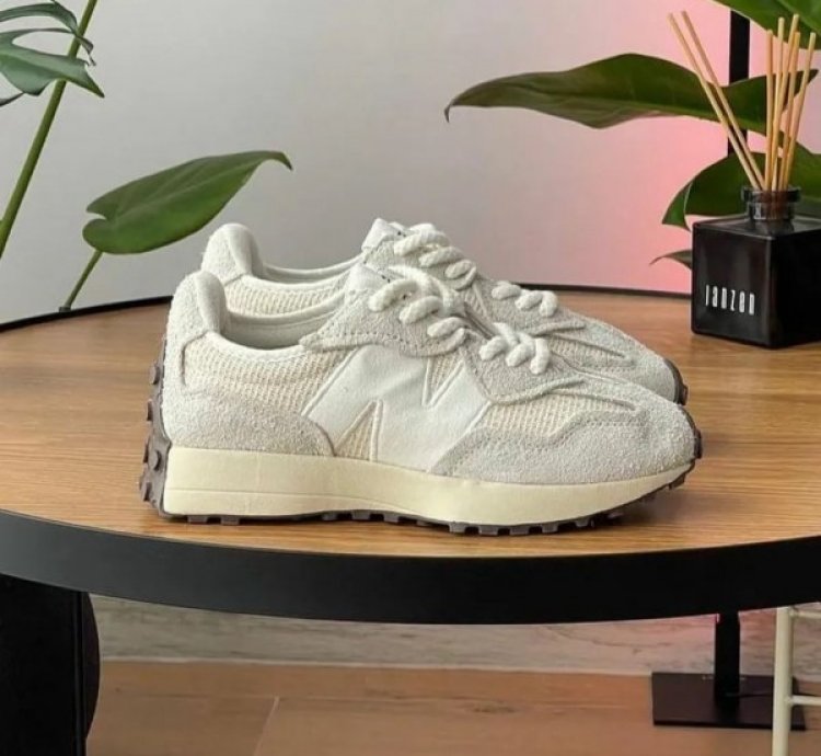 Newbalance 327 Sea Salt Linen Sneakers
