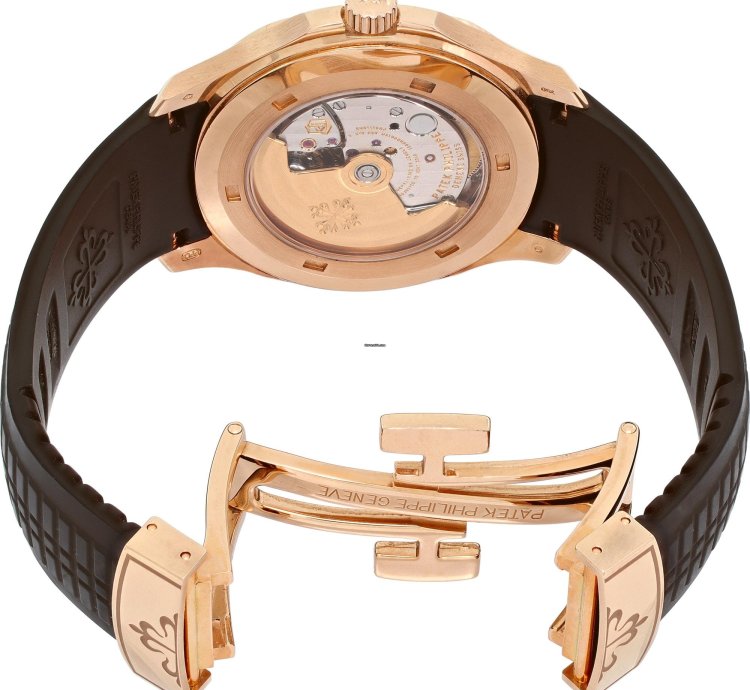 Patek Philippe Aquanaut 5167r 18k Rose Gold 41mm Watch