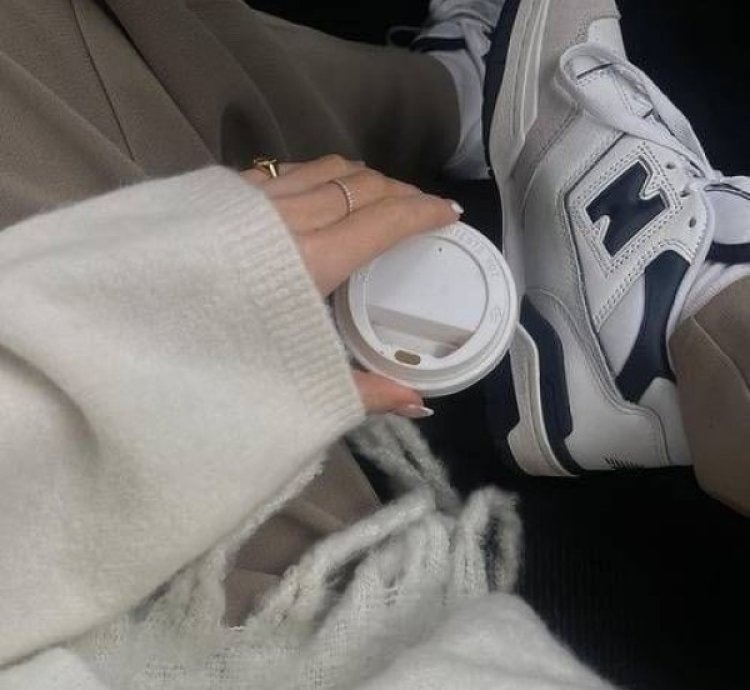 Newbalance 550 Navy Blue Sneakers