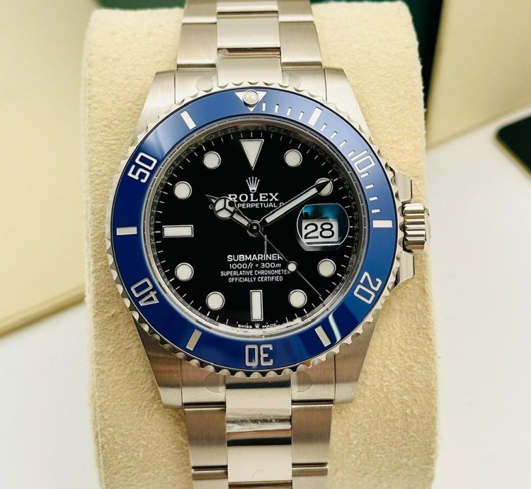 Rolex Submariner Date White Gold Submariner Date 126619lb Blue Bezel