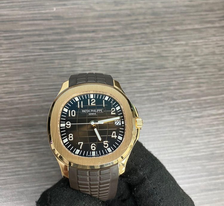 Patek Philippe Aquanaut 5167r Aquanaut Rose Gold