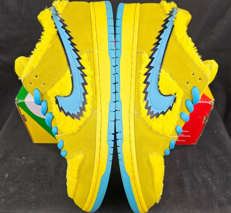 Nike Dunk Low Sb Grateful Dead Bears Opti Yellow Pre-owned