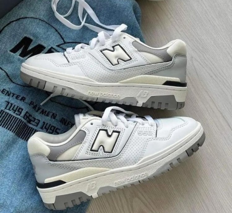 Newbalance 550 Salt And Pepper Running Shoes
