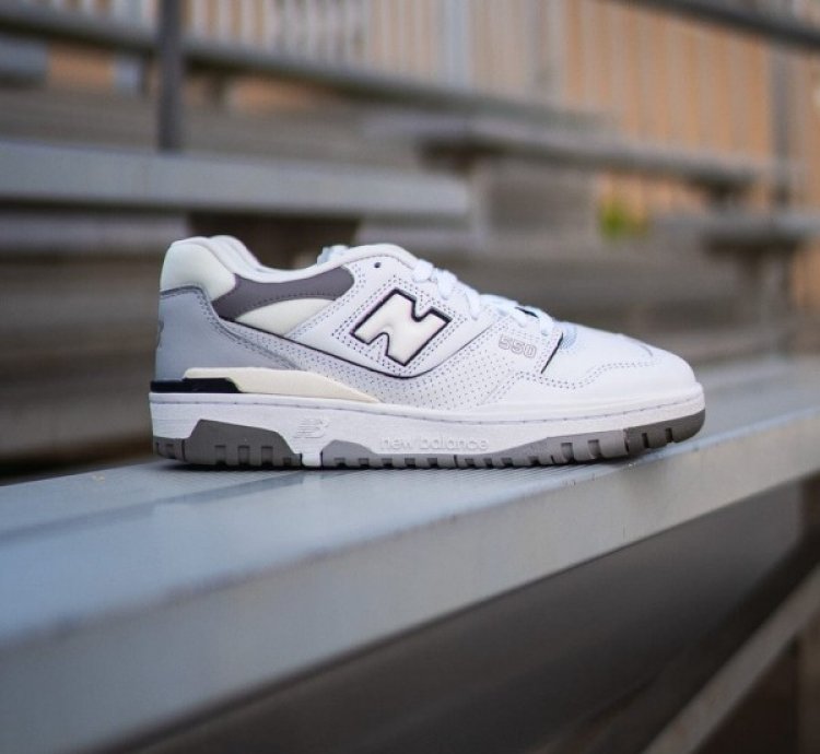 Newbalance 550 Salt And Pepper Running Shoes