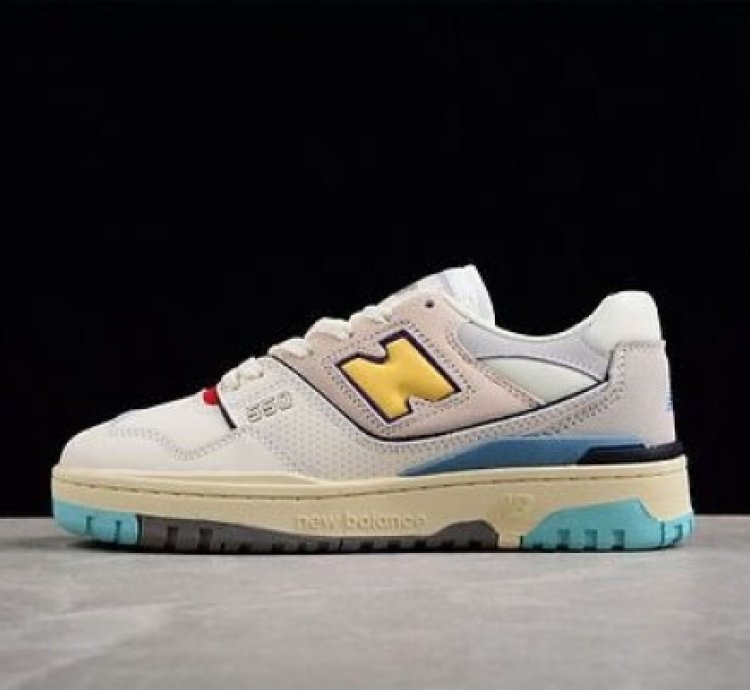 Newbalance 550 Sea Salt Yellow Sneakers