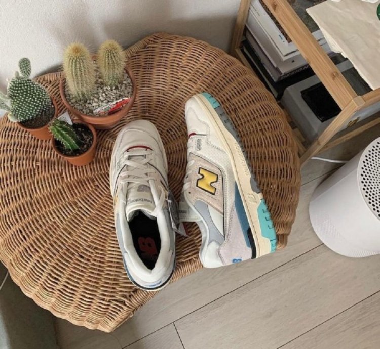 Newbalance 550 Sea Salt Yellow Sneakers