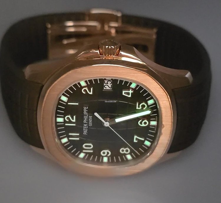 Patek Philippe Aquanaut 5167r-001 18k 40mm Brown Dial Watch 2010 Papers