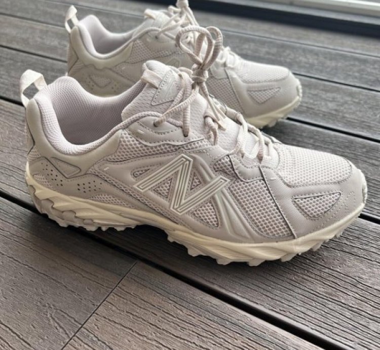 Newbalance 610 Beige Sneakers