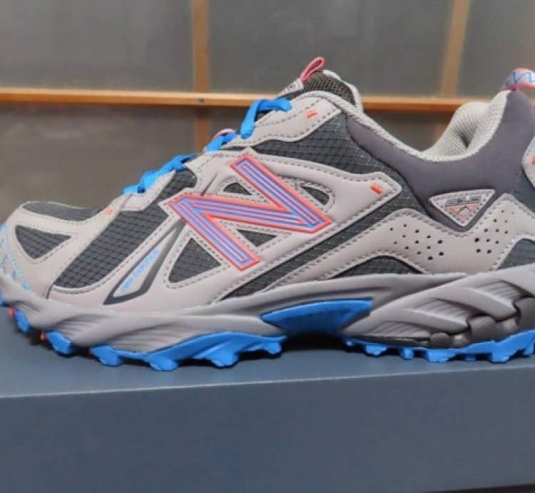 Newbalance 610 Graffin Blue Sneakers