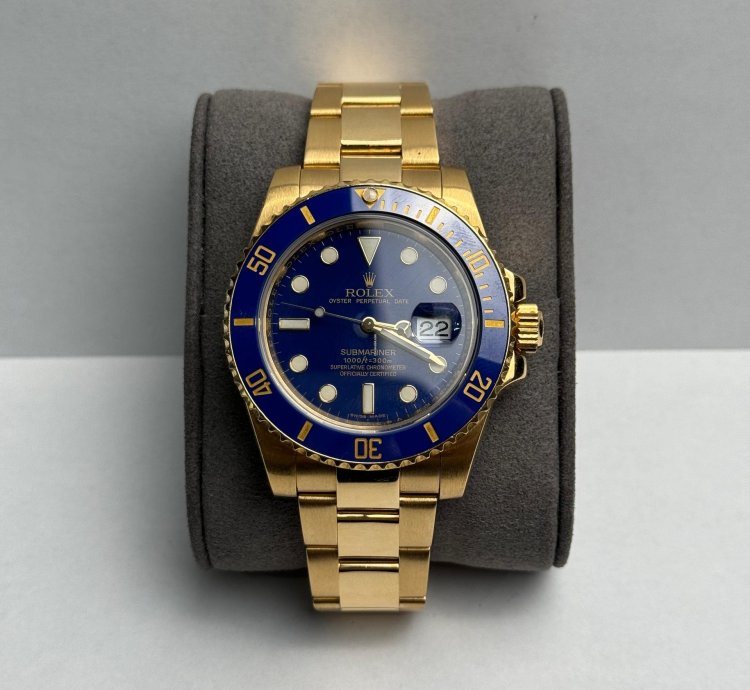 Rolex Submariner Date Yellow Gold 40mm Blue Dial Oyster
