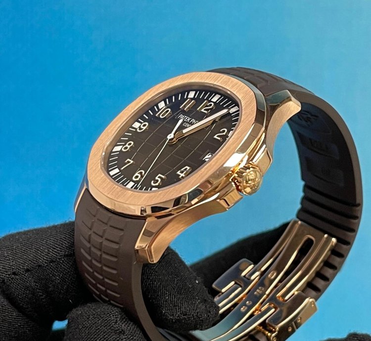 Patek Philippe Aquanaut 5167r-001 Rose Gold Aquanaut