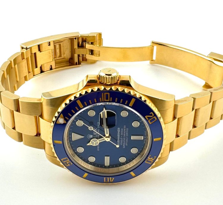 Rolex Submariner Date Yellow Gold Submariner Date Like New Complete 2021