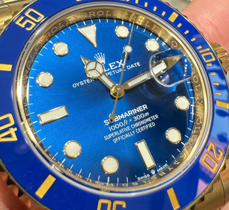 Rolex Submariner Date Yellow Gold Submariner Date Like New Complete 2021