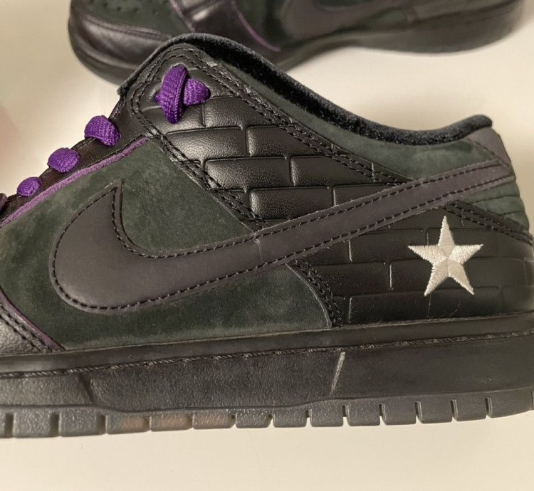 Nike Dunk Sb Familia First Avenue