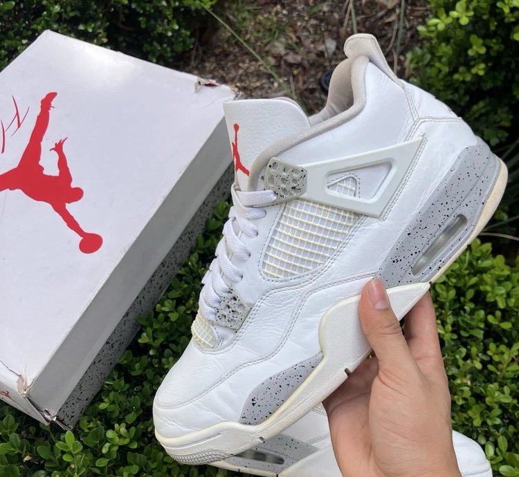 Air Jordan 4 Retro White Oreo