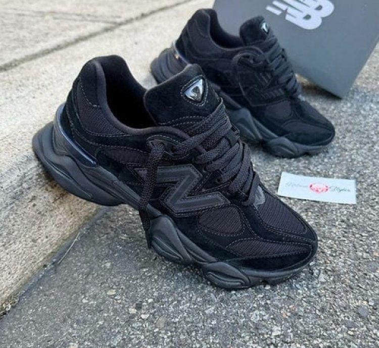 Newbalance 9060 Full Black Sneakers