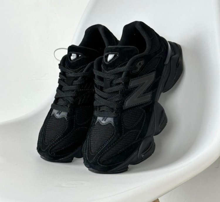 Newbalance 9060 Full Black Sneakers