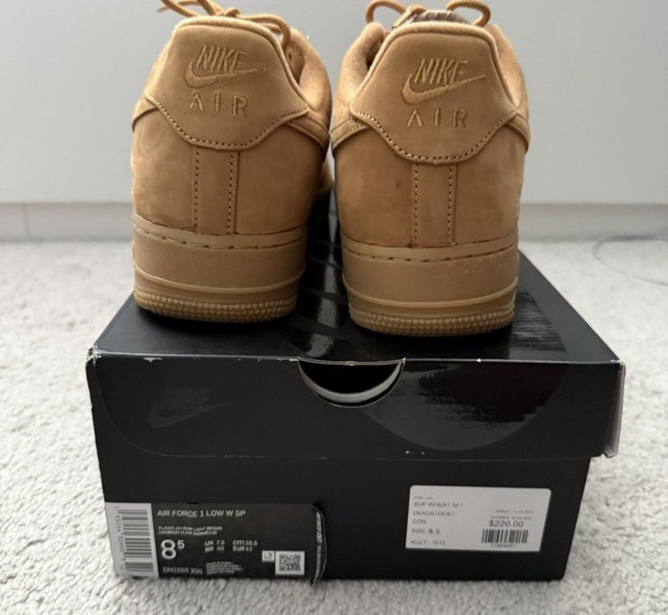 Supreme Nike Air Force 1 Flax