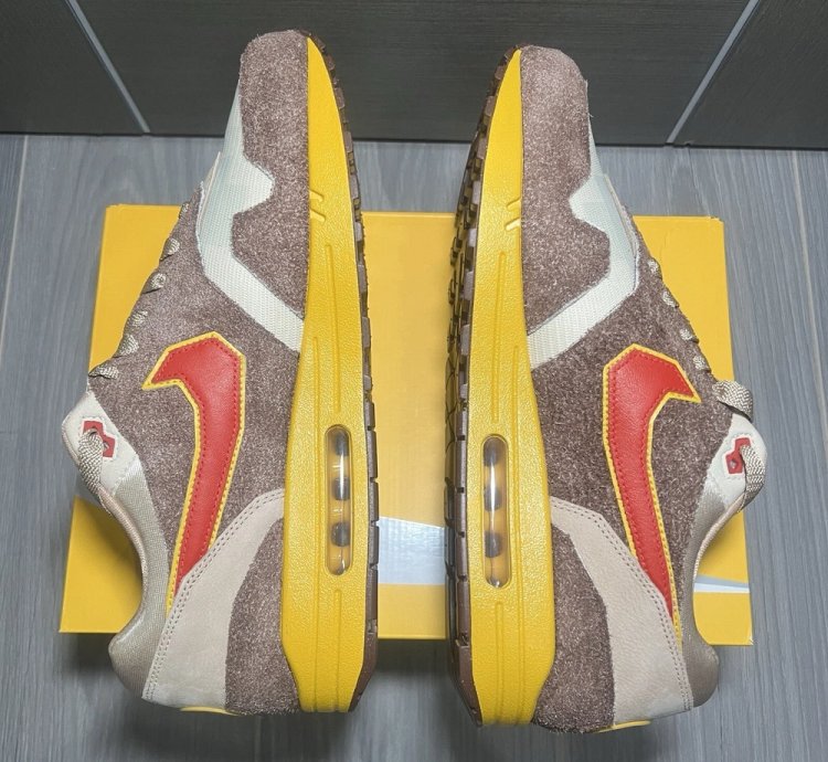 Nike Air Max 1 swoosh Low Poly Big Head Origins
