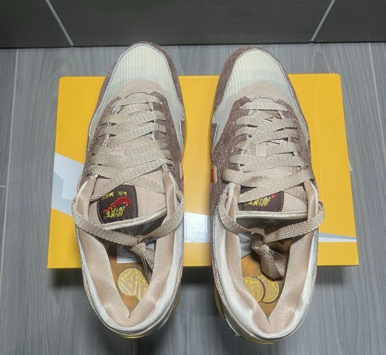 Nike Air Max 1 swoosh Low Poly Big Head Origins
