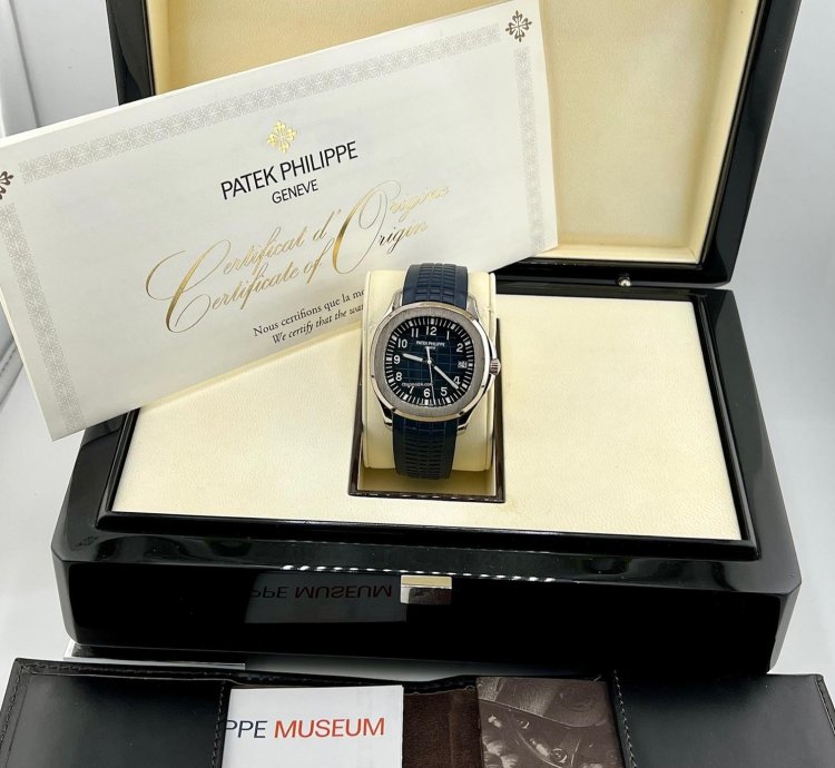 Patek Philippe Aquanaut 5168g White Gold Blue Dial 2019