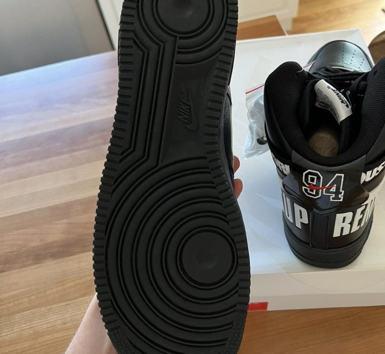 Supreme Nike Air Force 1 High World Famous Black