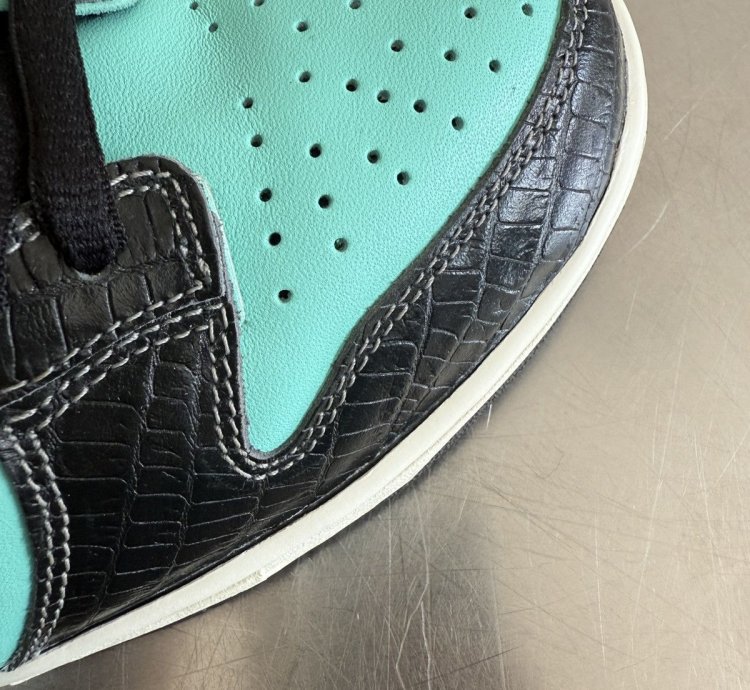 Nike Dunk Sb Tiffany Size 9 5 2005 Tiffs Diamonds