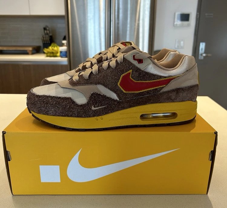 Nike Air Max 1 swoosh Low Poly Big Head Origins