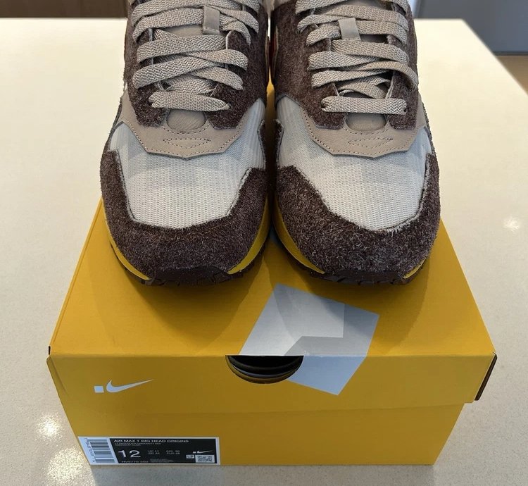Nike Air Max 1 swoosh Low Poly Big Head Origins