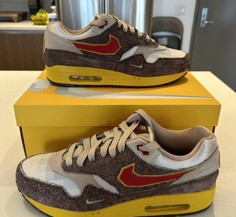Nike Air Max 1 swoosh Low Poly Big Head Origins