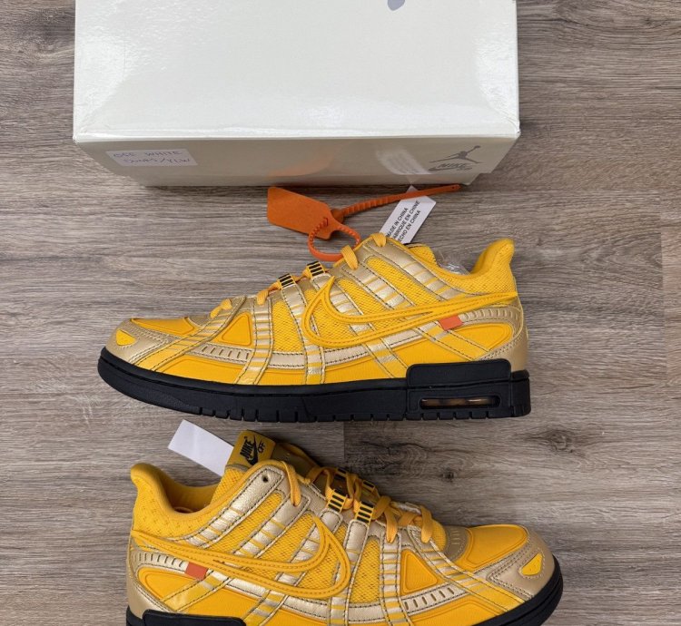 Nike Dunk Yellow Off Whites