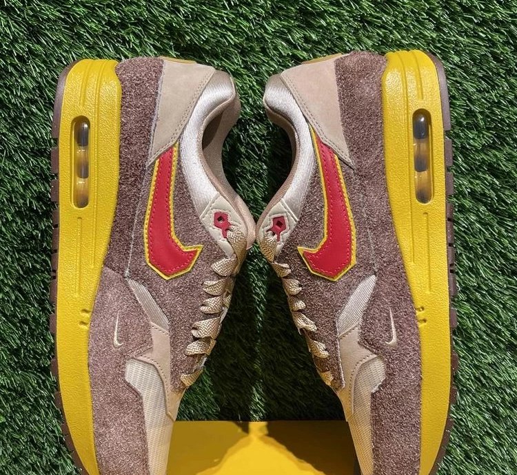Nike Air Max 1 swoosh Low Poly Big Head Origins