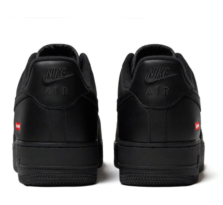Supreme Nike Air Force 1 Low Black Size 5