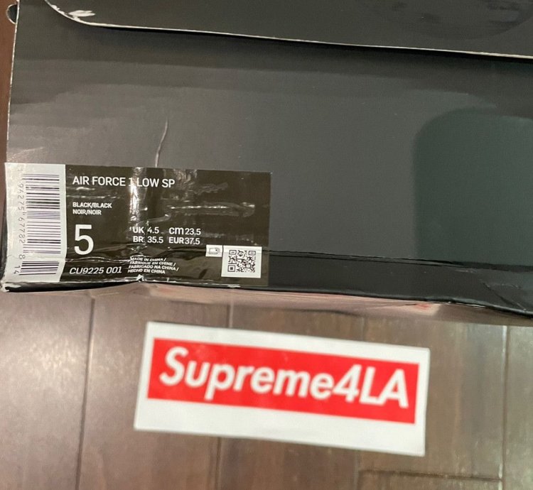 Supreme Nike Air Force 1 Low Black Size 5