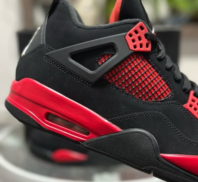 Air Jordan 4 Retro Red Thunder