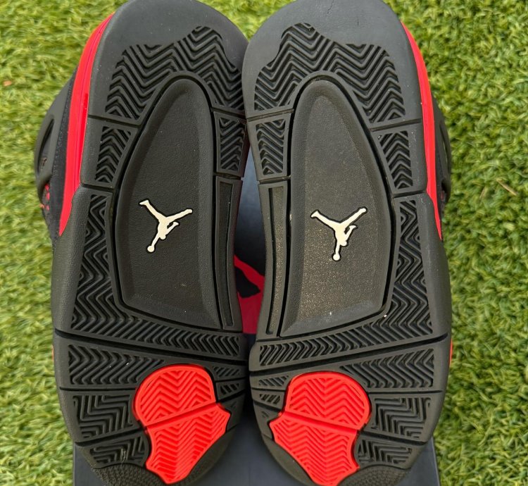 Air Jordan 4 Retro Red Thunder