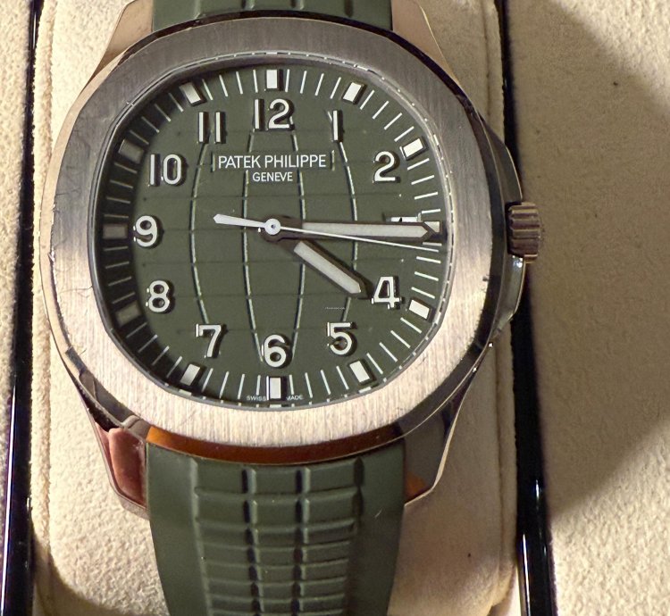 Patek Philippe Aquanaut 5168g-010