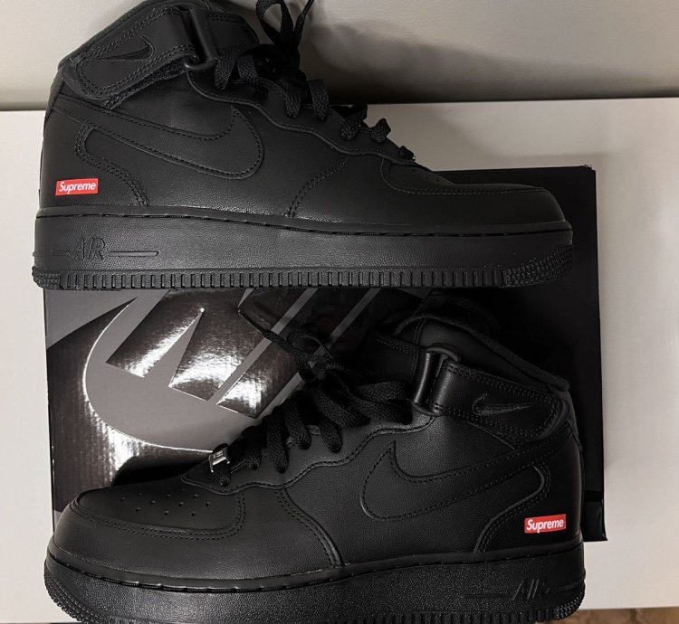 Supreme Nike Air Force 1 Mid Box Logo - Triple Black