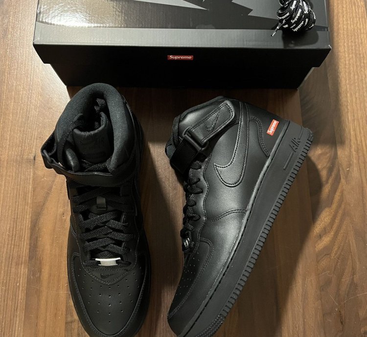 Supreme Nike Air Force 1 Mid Box Logo Triple Black 11