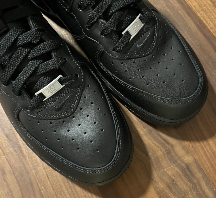 Supreme Nike Air Force 1 Mid Box Logo Triple Black 11