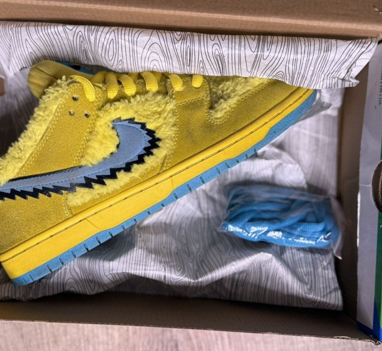 Nike Grateful Dead Sb Dunk Low Yellow Bear