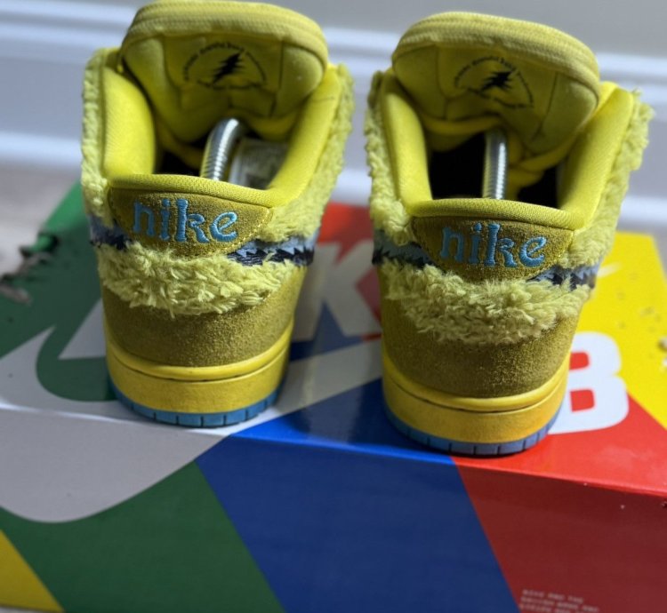 Nike Grateful Dead Sb Dunk Low Yellow Bear