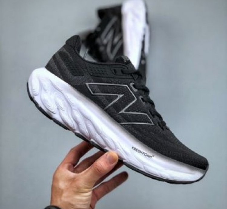 Newbalance Fresh Foam 1080v13 Black White Running Shoes