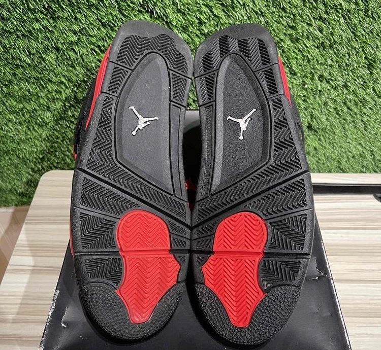 Air Jordan 4 Retro Red Thunder