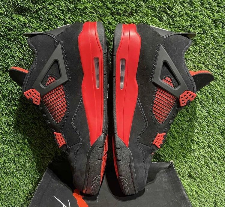 Air Jordan 4 Retro Red Thunder
