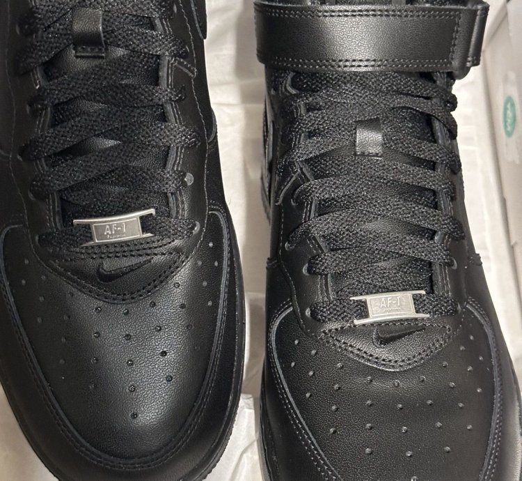 Supreme Nike Air Force 1 Mid Fz8784-001